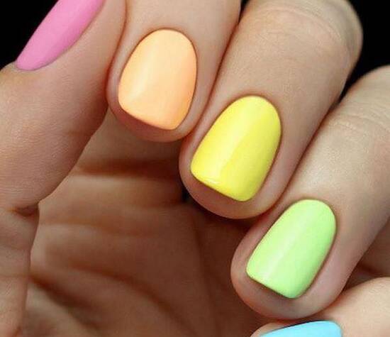 Nails Color