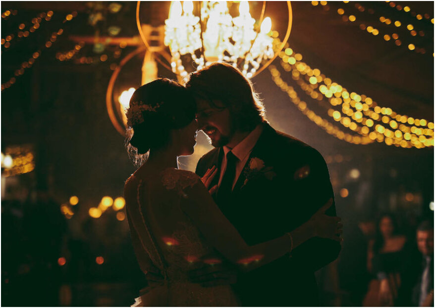 15 canciones románticas en español para el baile de tu boda