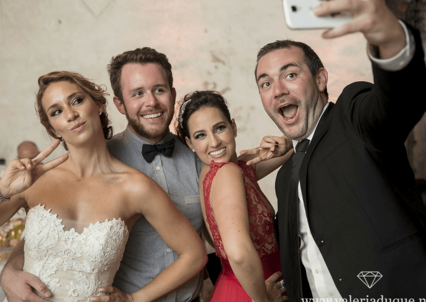 4 tips para que tus invitados se desconecten del celular durante la boda