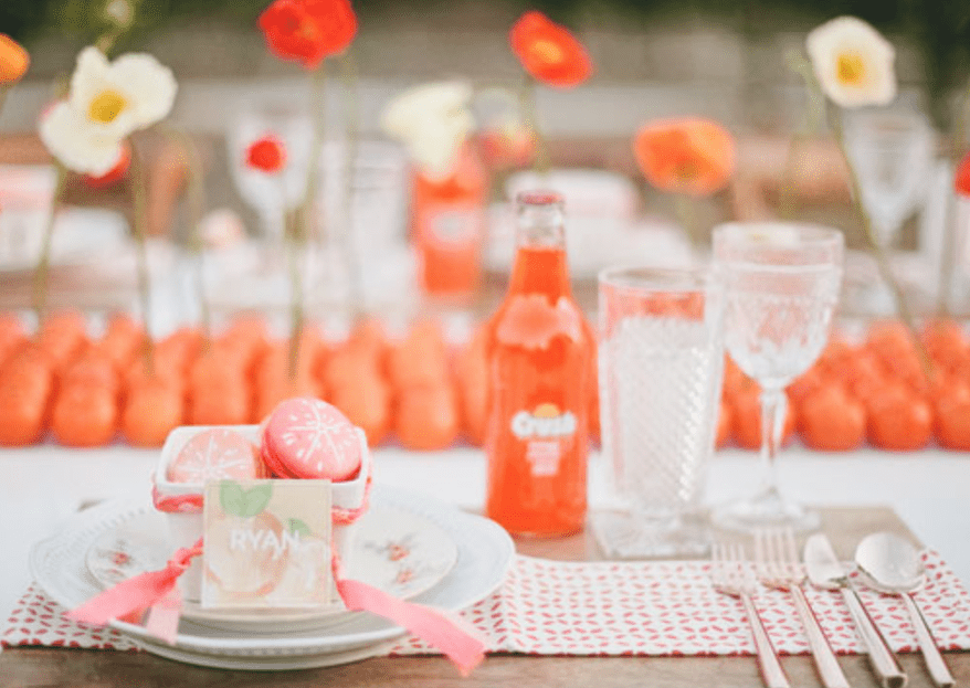 Decoración de boda con toques cítricos: ¡experimenta y vibra con el color!